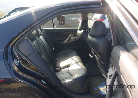 2011 Toyota Camry Se/Le/Xle z USA, uszkodzony, nr VIN 4T1BK3EKXBU629206